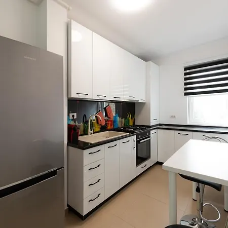 Apartamento Eva - Bright With Balcony Near Veranda Mall *