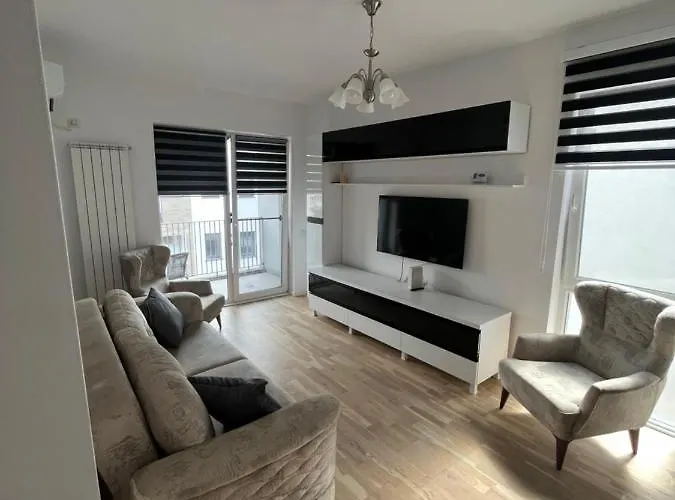 Apartment Eva - Bright With Balcony Near Veranda Mall Bucharest